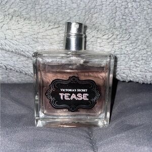 Tease Victoria’s Secret perfume